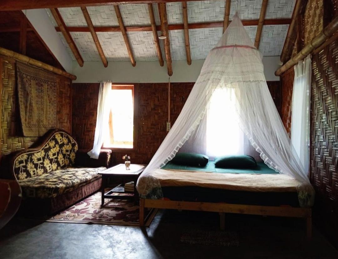 Magpie Homestay & Jungle Trekking Especially For Guest Trekking With Us Bukit Lawang Rum bild