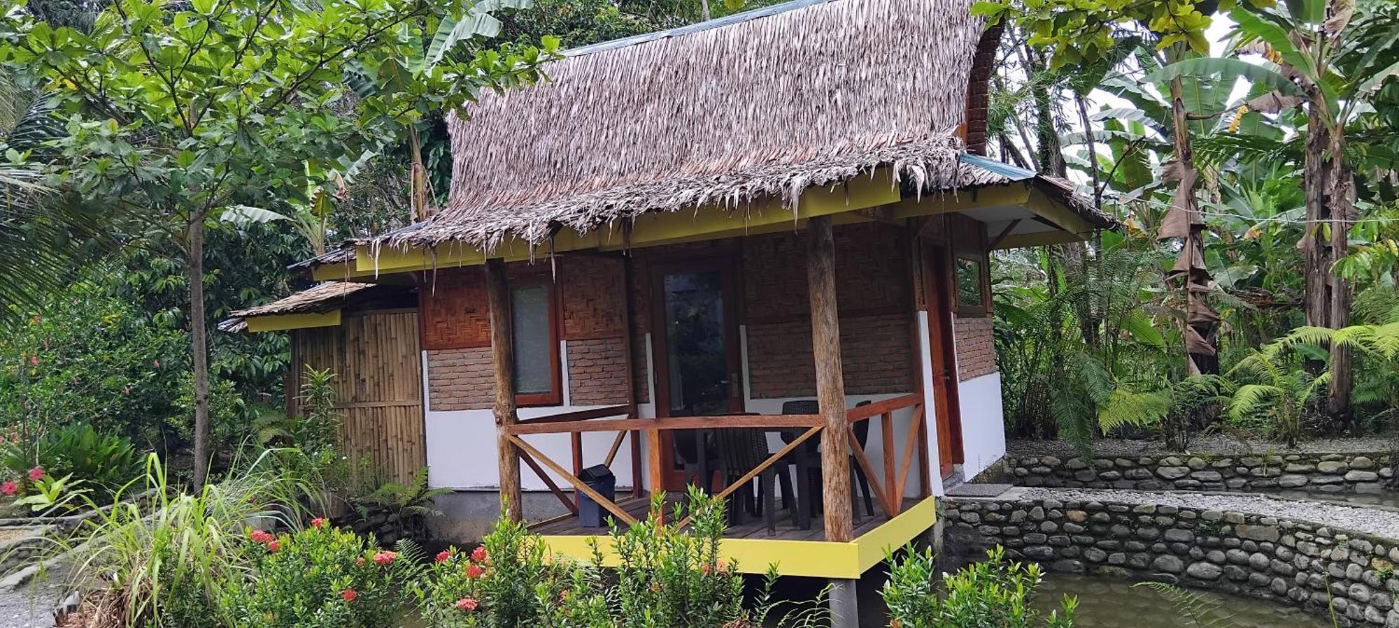 Magpie Homestay & Jungle Trekking Especially For Guest Trekking With Us Bukit Lawang Rum bild